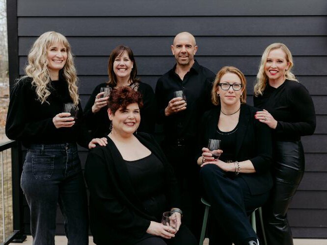 The Loamstead Project team includes (left to right in back row): Kasey Wierzba, Sarah Bielman, Dawid and Melissa Conradie and (left to right in front row) Elise Curtis-Dull and Amanda Danielson.