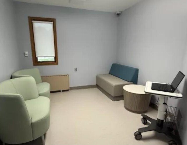 The relaxed setting and the availability of mental health “house calls" are unique alternatives for treatment of mental health crises.