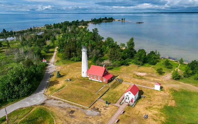 Among the attractions in East Tawas is Tawas Point State Park and the Tawas Point Lighthouse, offering spectacular views of Lake Huron.