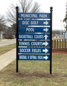New directional signs in Cass City.