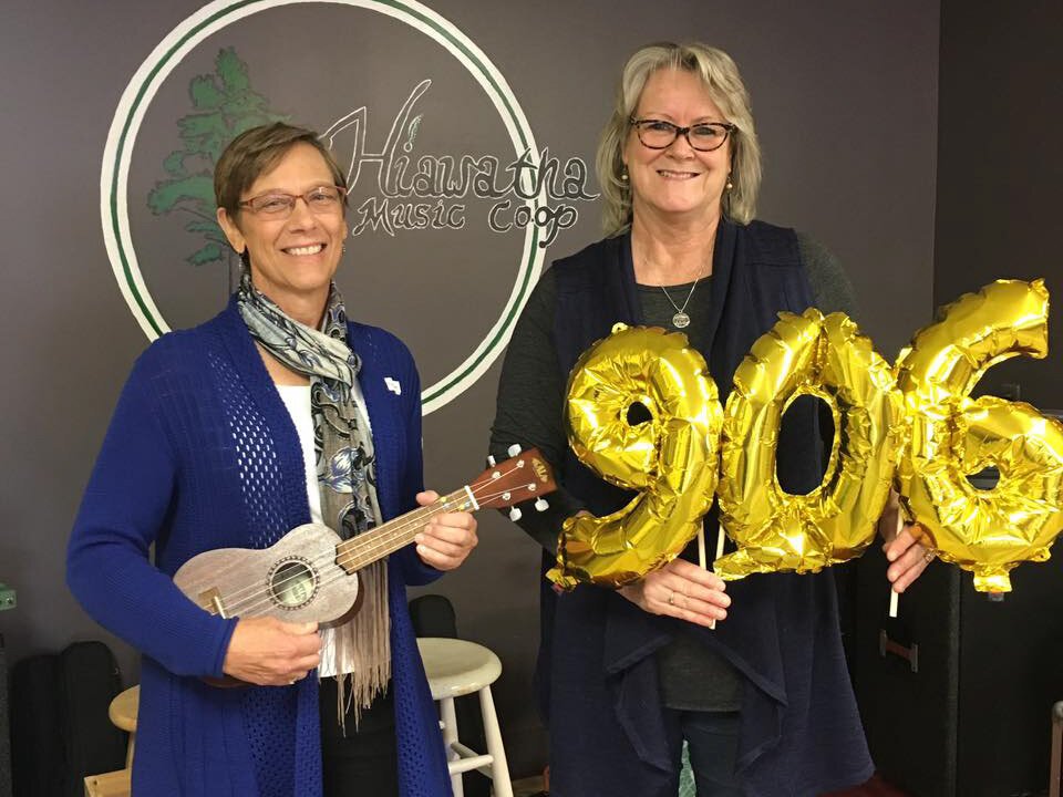 Grow & Lead collaborates with nonprofits to promote #Give906, part of a Giving Tuesday campaign.