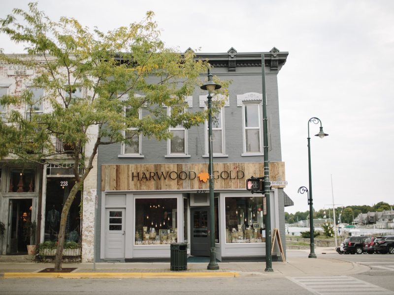 Harwood Gold's retail store and cafe in Charlevoix.