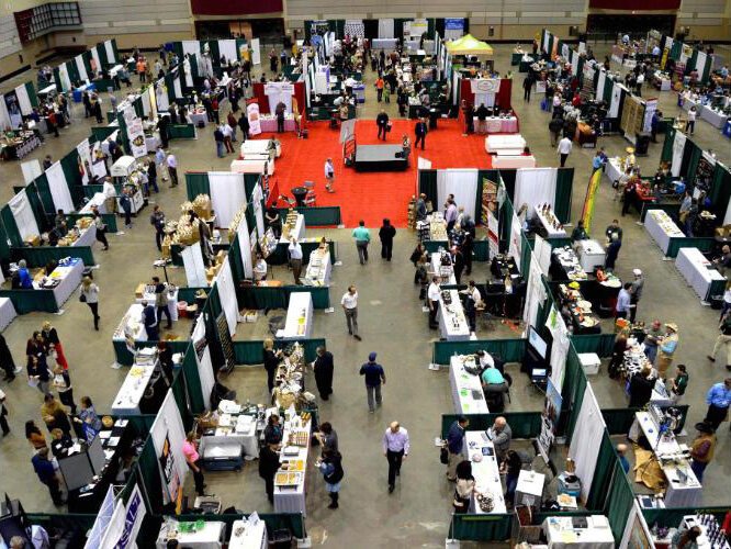 The main floor of the trade show at the annual Making It In Michigan conference.